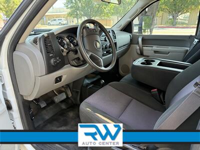 2014 Chevrolet Silverado 3500 Work Truck   - Photo 8 - Ukiah, CA 95482