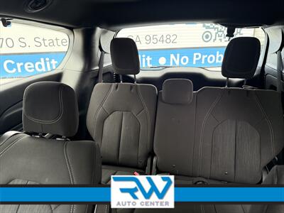 2018 Chrysler Pacifica Touring Plus - Photo 6 - Ukiah, CA 95482