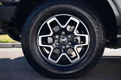 2023 Ford Bronco Outer Banks High Package - Photo 25 - Sarasota, FL 34243