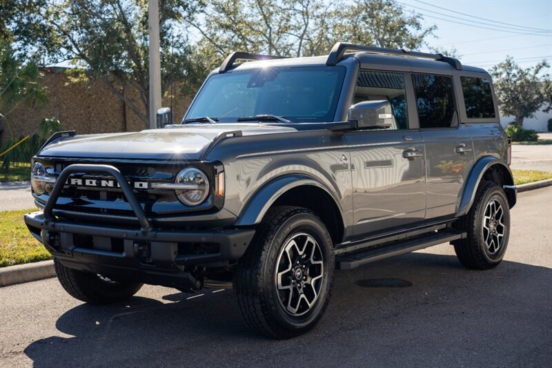 2023 Ford Bronco Outer Banks High Package - Photo 12 - Sarasota, FL 34243