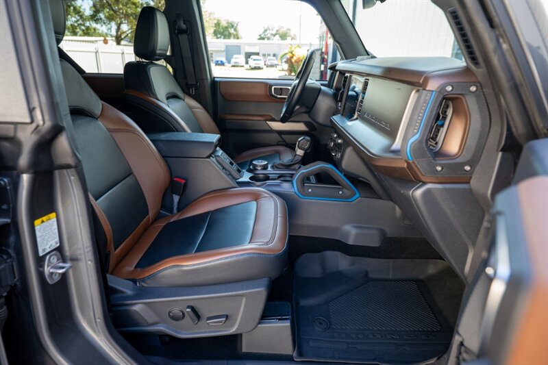 2023 Ford Bronco Outer Banks High Package - Photo 49 - Sarasota, FL 34243