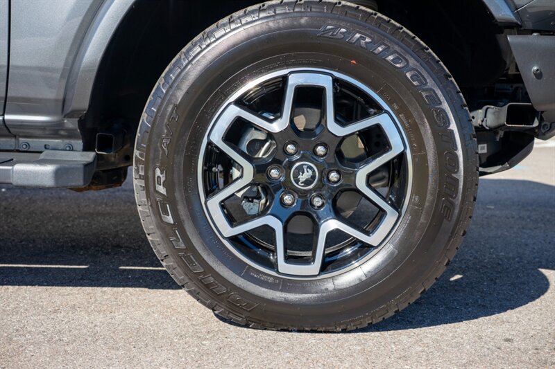 2023 Ford Bronco Outer Banks High Package - Photo 21 - Sarasota, FL 34243