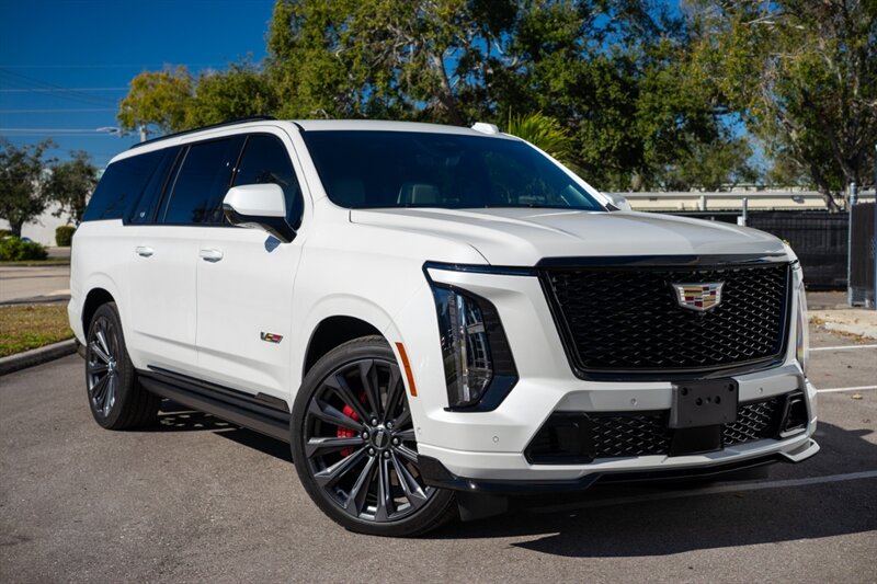 2025 Cadillac Escalade ESV-V V-Series