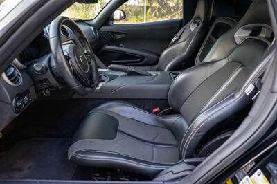 2015 Dodge Viper SRT   - Photo 36 - Sarasota, FL 34243