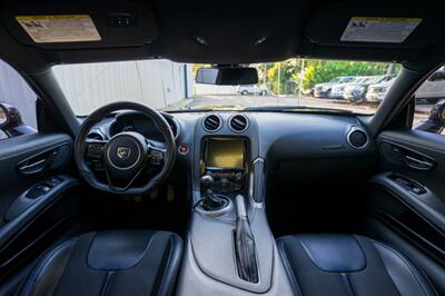 2015 Dodge Viper SRT   - Photo 39 - Sarasota, FL 34243