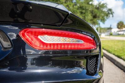 2015 Dodge Viper SRT   - Photo 21 - Sarasota, FL 34243