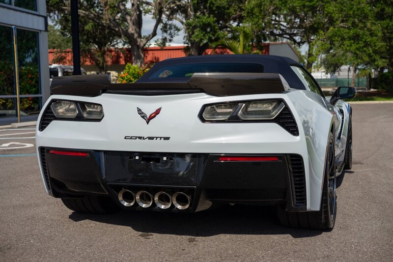 2018 Chevrolet Corvette Z06 CARBON 65 EDITION 394/650 - Photo 10 - Sarasota, FL 34243