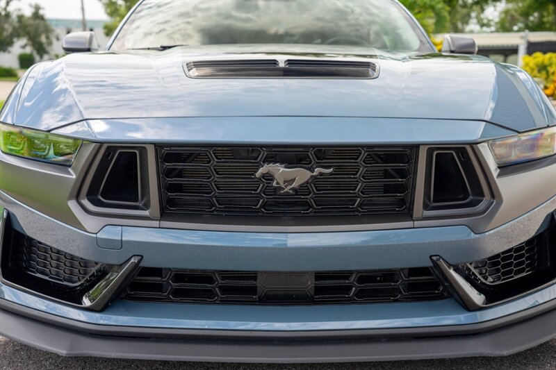 2024 Ford Mustang Dark Horse Handling Package - Photo 17 - Sarasota, FL 34243