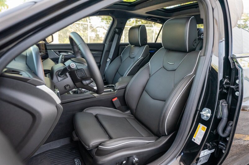 2025 Cadillac CT5-V Blackwing - Photo 31 - Sarasota, FL 34243