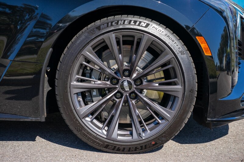 2025 Cadillac CT5-V Blackwing - Photo 16 - Sarasota, FL 34243