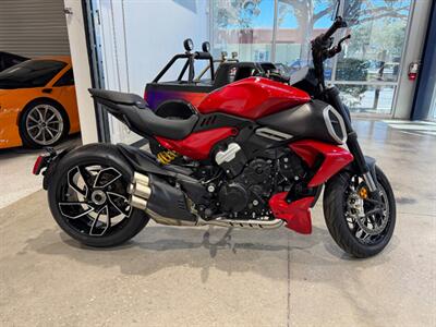 2023 Ducati Diavel V4   - Photo 1 - Sarasota, FL 34243
