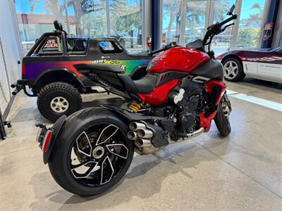 2023 Ducati Diavel V4   - Photo 2 - Sarasota, FL 34243