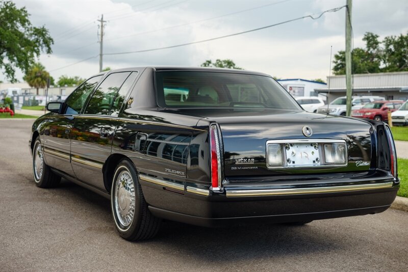 1999 Cadillac DeVille D'elegance - Photo 12 - Sarasota, FL 34243
