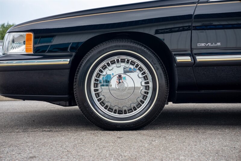 1999 Cadillac DeVille D'elegance - Photo 24 - Sarasota, FL 34243