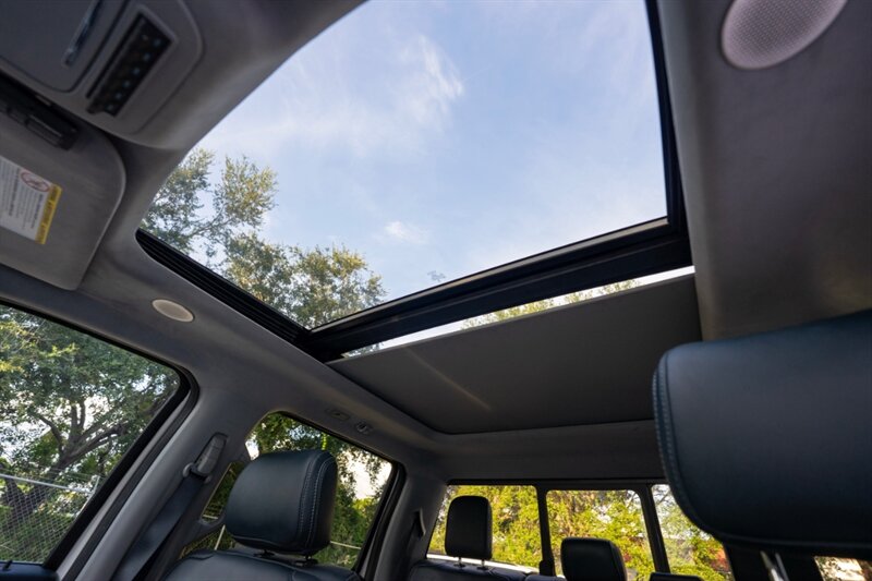 2024 Ford F-350 Super Duty Limited   - Photo 49 - Sarasota, FL 34243