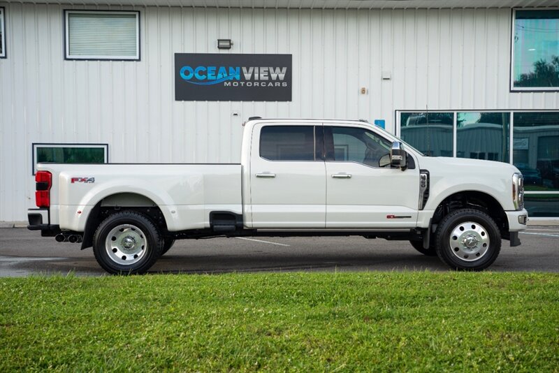 2024 Ford F-350 Super Duty Limited   - Photo 4 - Sarasota, FL 34243