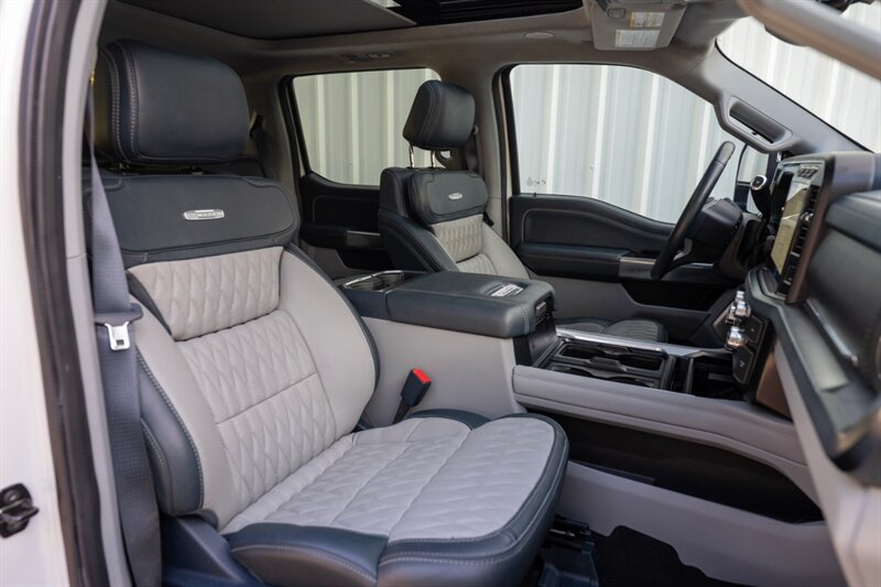 2024 Ford F-350 Super Duty Limited   - Photo 29 - Sarasota, FL 34243