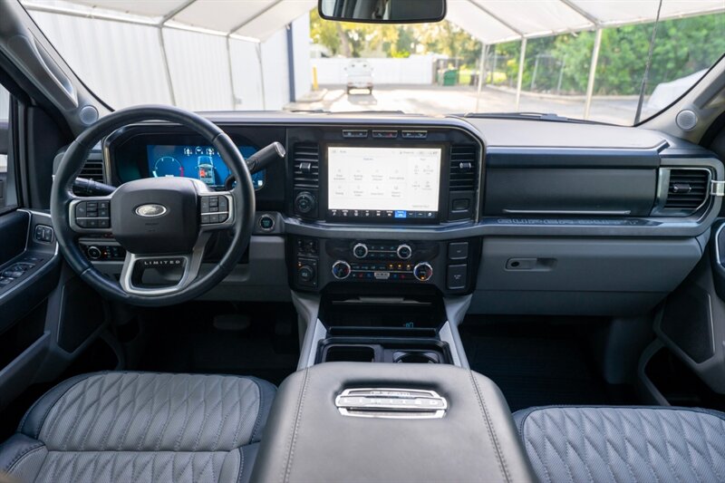 2024 Ford F-350 Super Duty Limited   - Photo 35 - Sarasota, FL 34243