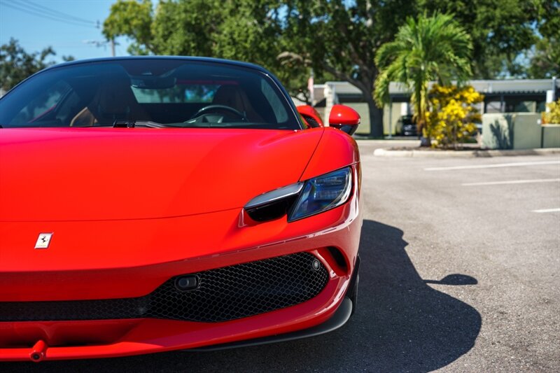 2025 Ferrari 296 GTS - Photo 17 - Sarasota, FL 34243