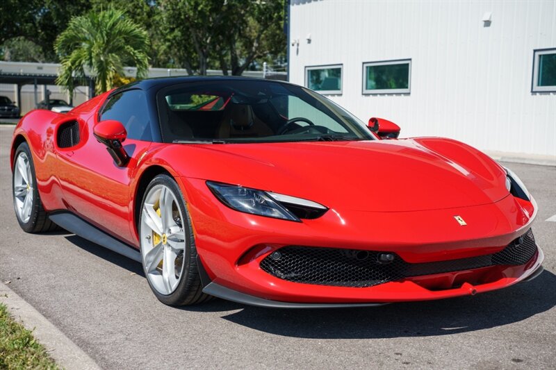 2025 Ferrari 296 GTS - Photo 3 - Sarasota, FL 34243