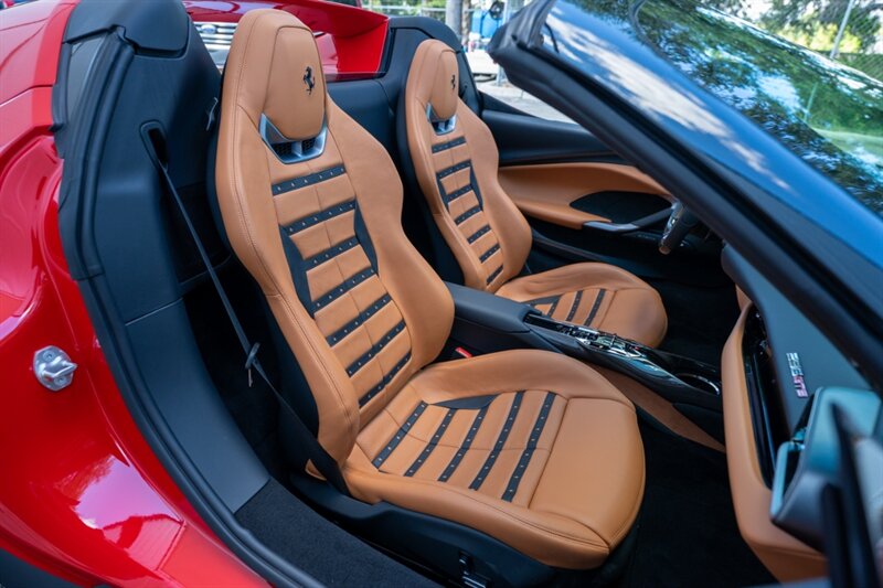 2025 Ferrari 296 GTS - Photo 37 - Sarasota, FL 34243