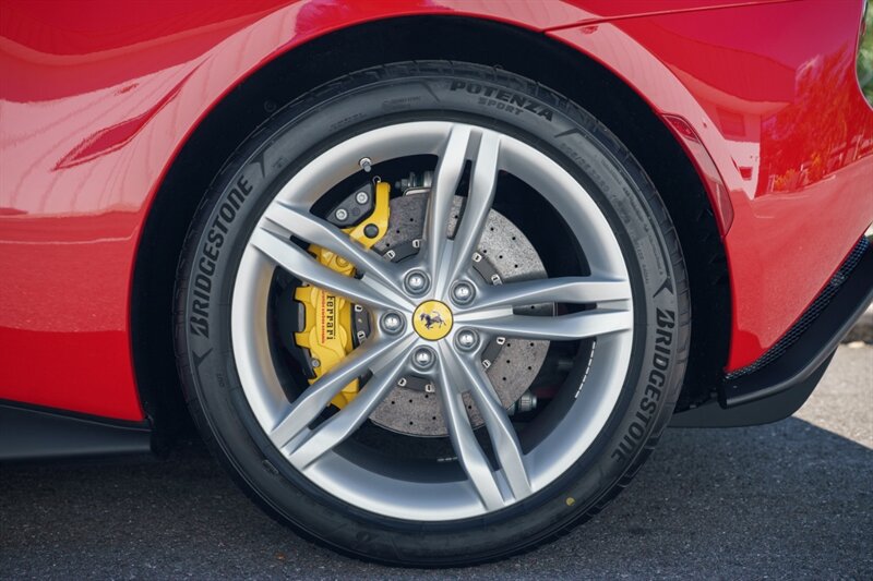 2025 Ferrari 296 GTS - Photo 20 - Sarasota, FL 34243