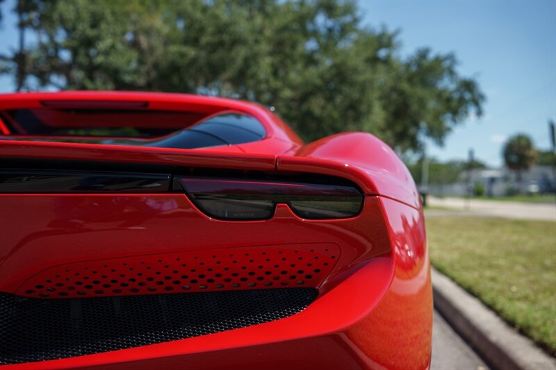 2025 Ferrari 296 GTS - Photo 32 - Sarasota, FL 34243