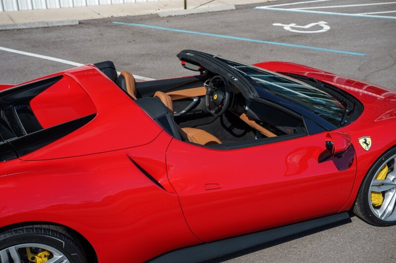 2025 Ferrari 296 GTS - Photo 27 - Sarasota, FL 34243