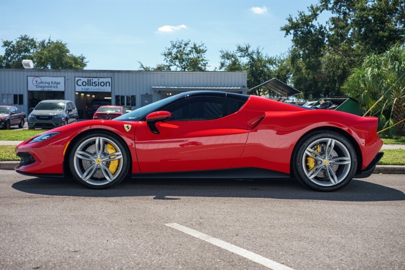 2025 Ferrari 296 GTS - Photo 13 - Sarasota, FL 34243