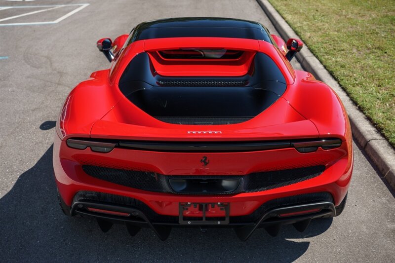 2025 Ferrari 296 GTS - Photo 9 - Sarasota, FL 34243