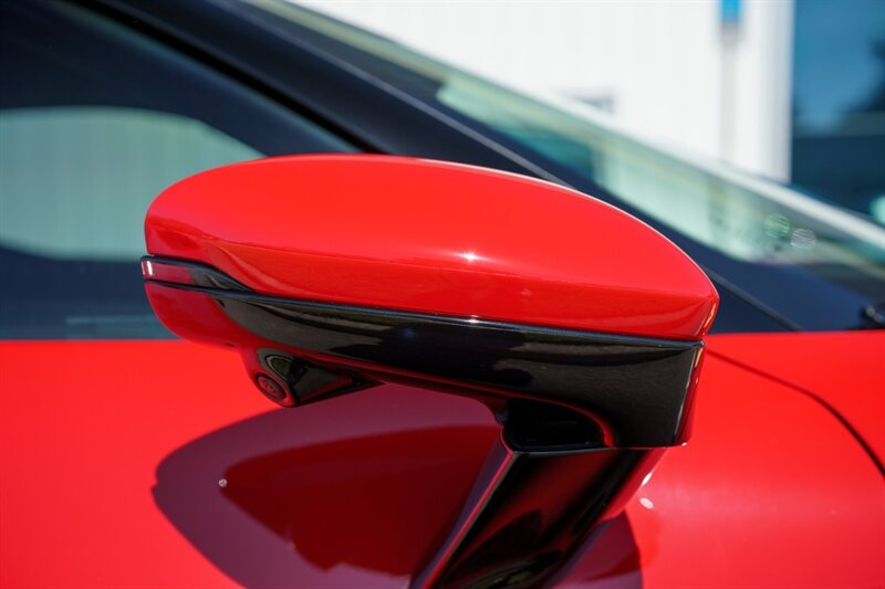 2025 Ferrari 296 GTS - Photo 30 - Sarasota, FL 34243