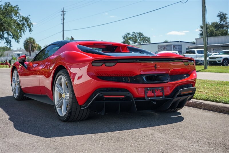 2025 Ferrari 296 GTS - Photo 10 - Sarasota, FL 34243