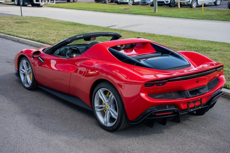 2025 Ferrari 296 GTS - Photo 24 - Sarasota, FL 34243