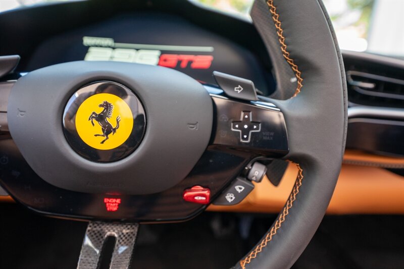 2025 Ferrari 296 GTS - Photo 43 - Sarasota, FL 34243