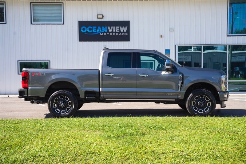 2024 Ford F-350 PLATINUM - Photo 5 - Sarasota, FL 34243