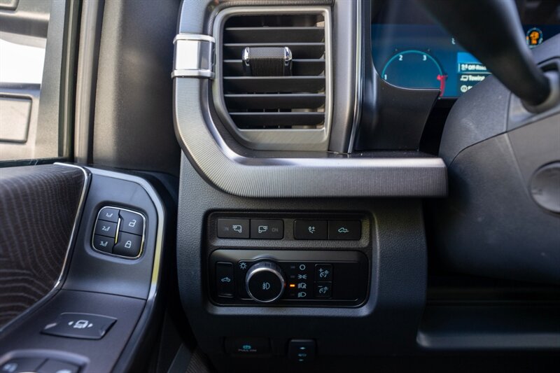 2024 Ford F-350 PLATINUM - Photo 40 - Sarasota, FL 34243