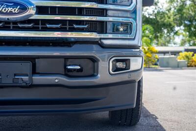 2024 Ford F-350 PLATINUM   - Photo 17 - Sarasota, FL 34243