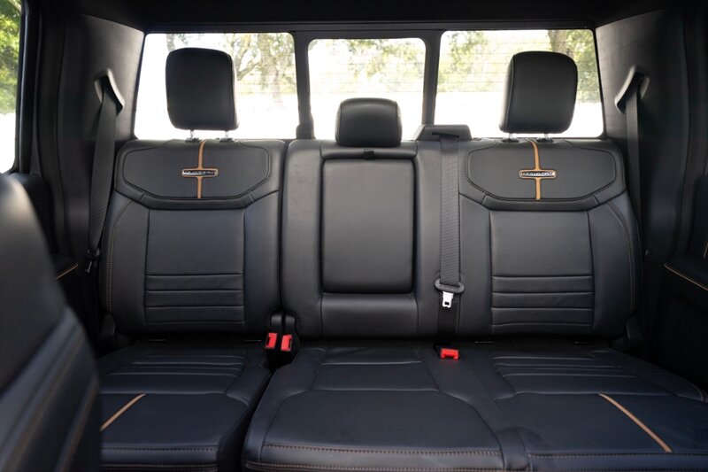 2024 Ford F-350 PLATINUM - Photo 33 - Sarasota, FL 34243