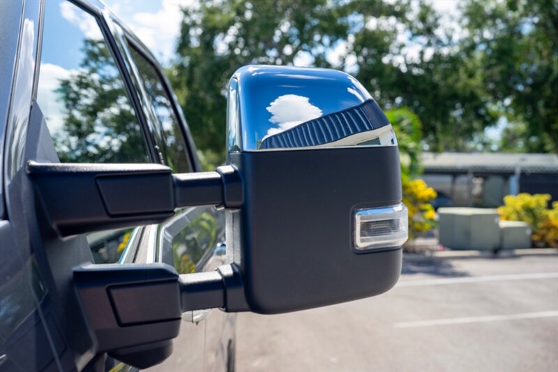 2024 Ford F-350 PLATINUM - Photo 18 - Sarasota, FL 34243