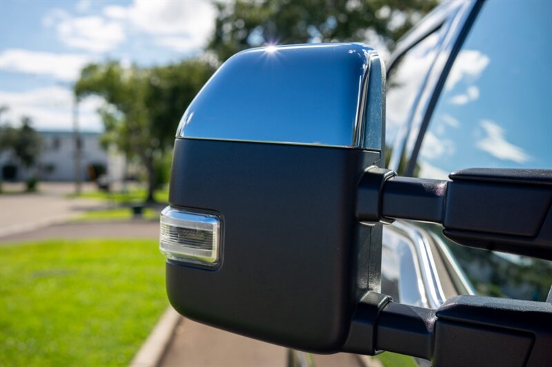 2024 Ford F-350 PLATINUM - Photo 19 - Sarasota, FL 34243