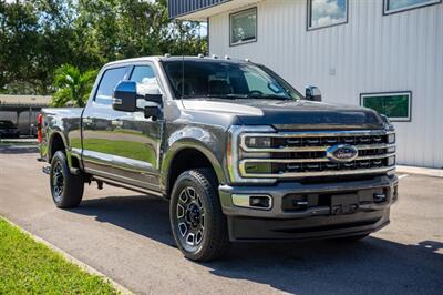 2024 Ford F-350 PLATINUM   - Photo 3 - Sarasota, FL 34243