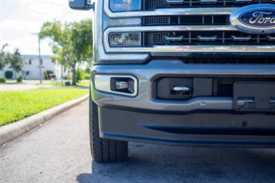 2024 Ford F-350 PLATINUM   - Photo 15 - Sarasota, FL 34243