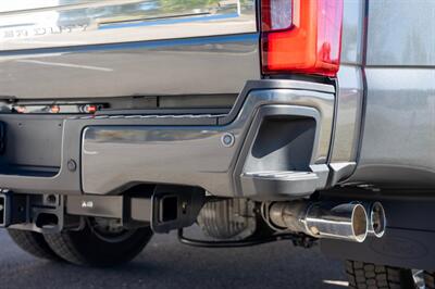 2025 Ford F-450 Super Duty Platinum Plus   - Photo 28 - Sarasota, FL 34243