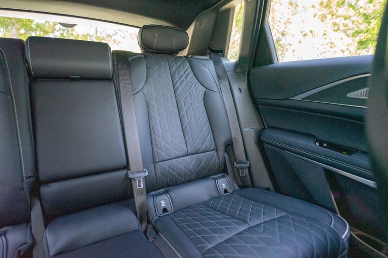 2026 Cadillac LYRIQ-V Premium - Photo 47 - Sarasota, FL 34243