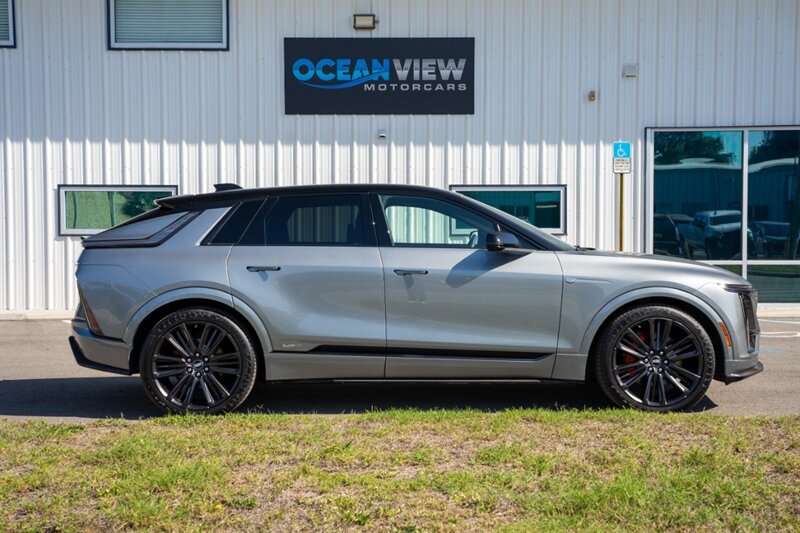 2026 Cadillac LYRIQ-V Premium - Photo 4 - Sarasota, FL 34243