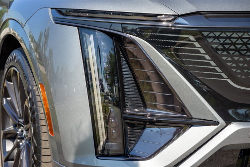 2026 Cadillac LYRIQ-V Premium - Photo 13 - Sarasota, FL 34243