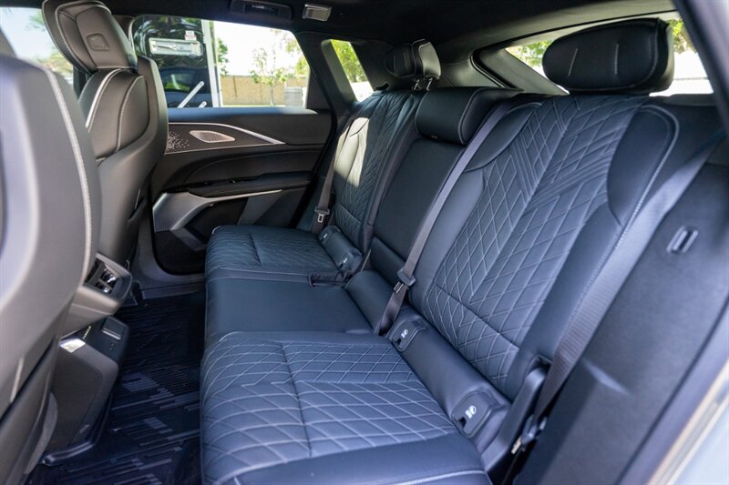 2026 Cadillac LYRIQ-V Premium - Photo 44 - Sarasota, FL 34243