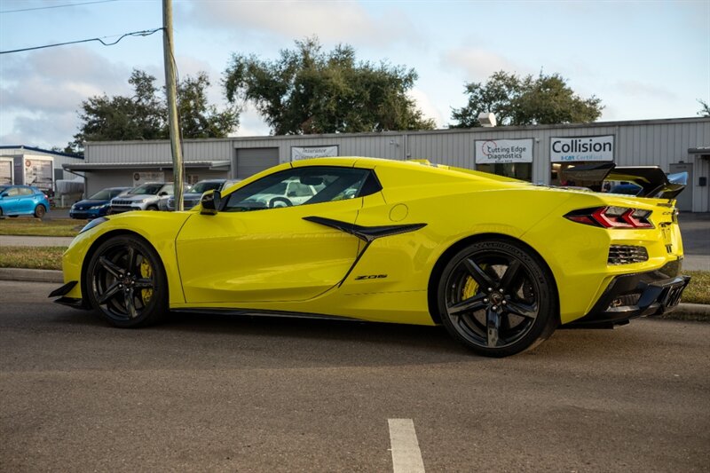 2023 Chevrolet Corvette Z06 Z07 Performance - Photo 13 - Sarasota, FL 34243