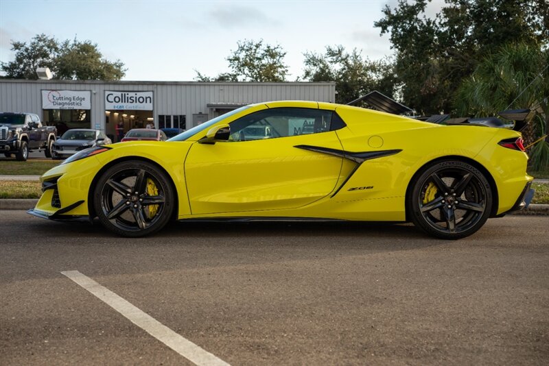 2023 Chevrolet Corvette Z06 Z07 Performance - Photo 15 - Sarasota, FL 34243