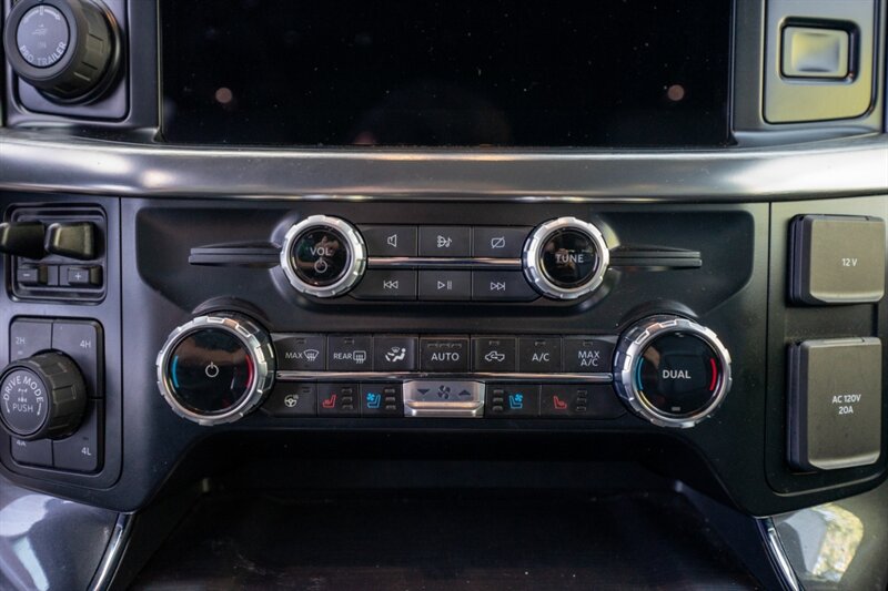 2023 Ford F-150 LARIAT Super Crew Powerboost - Photo 31 - Sarasota, FL 34243